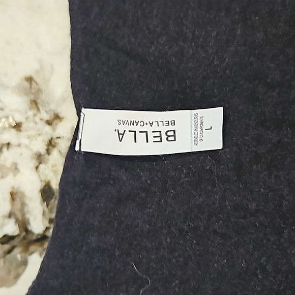 2/$10 Shania Twain tank - Picture 3 of 5